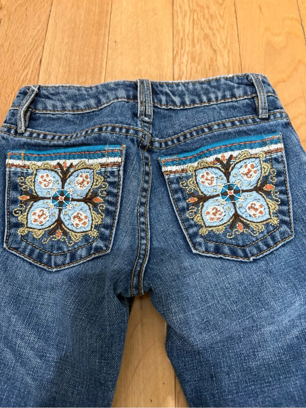 Gap Kids Embroidered Bootcut Denim Jeans Size 8 Slim Boho Vintage-Inspired